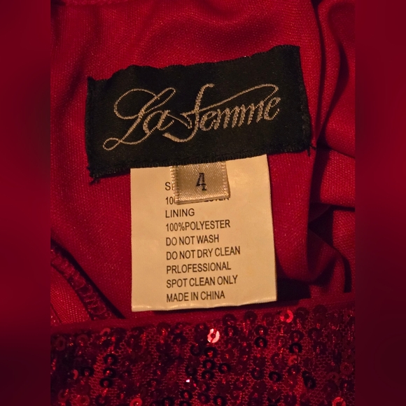 NWT~Stunning LaFemme Fashion Red Sequin Backless Formal Dress - Picture 14 of 16